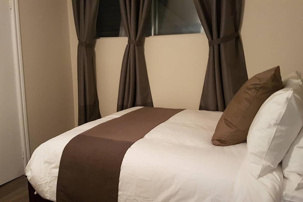 2-Bedroom Apartment Sweet #5 By Amazing Property Rentals Γκατινό Εξωτερικό φωτογραφία